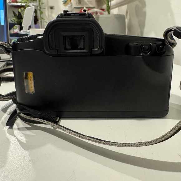 Canon EOS Rebel X W/ Canon EF 50mm 1:18 II Lens. "No Battery* UNTESTED. (READ) - Picture 6 of 15